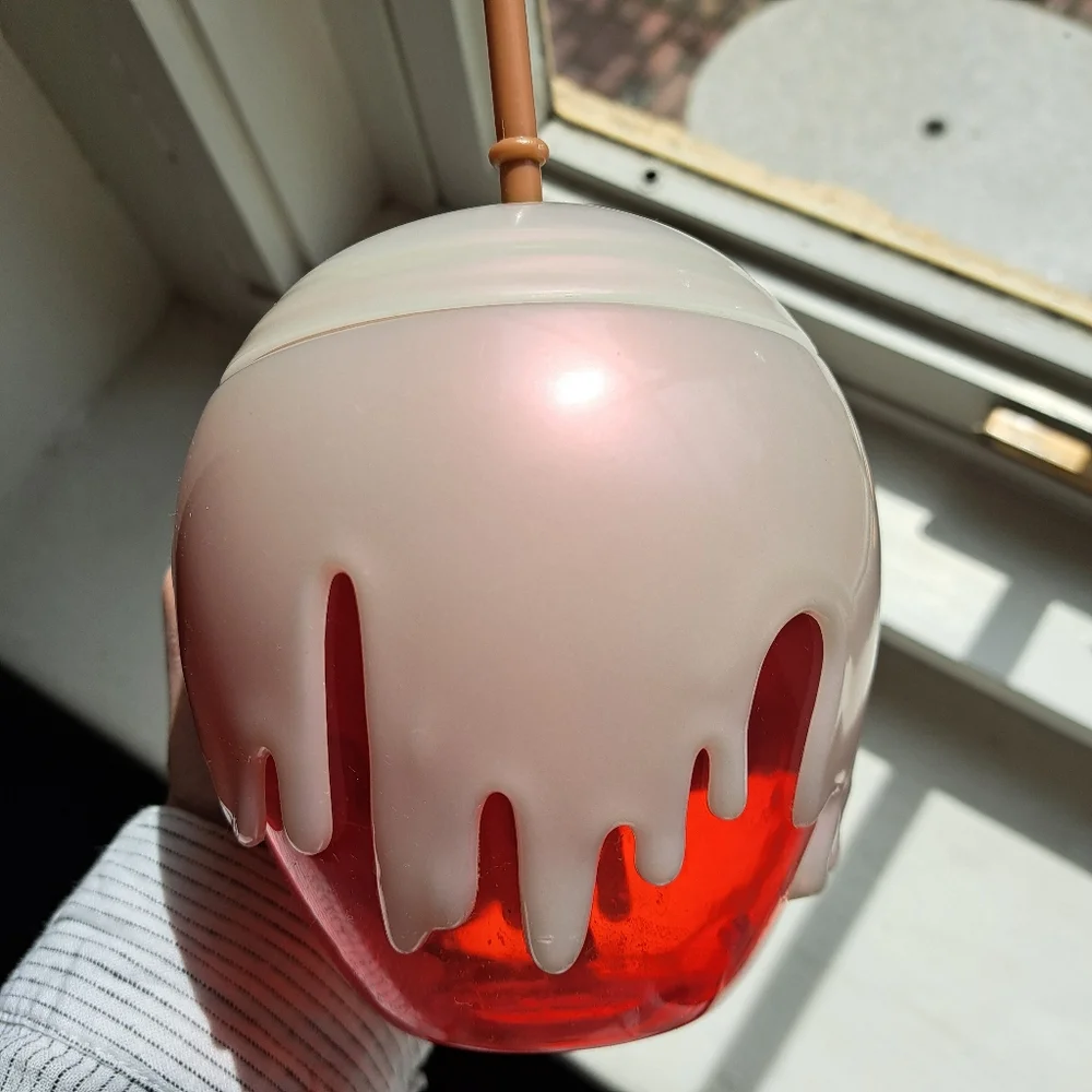 Disney Snow White Poison Apple Cup - Glows In The Dark! - Picture 7 of 10